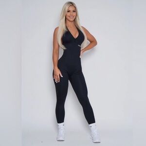 Pechee Bum Black Bodysuit V-Neck, Scrunch Bum, low back, Size Medium New